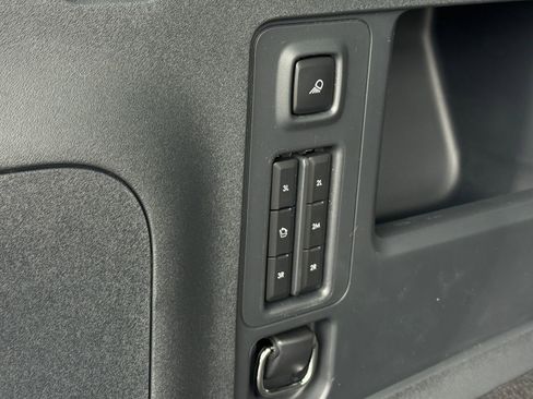 New 2026 Lincoln Navigator L Reserve AWD/4WD image 16