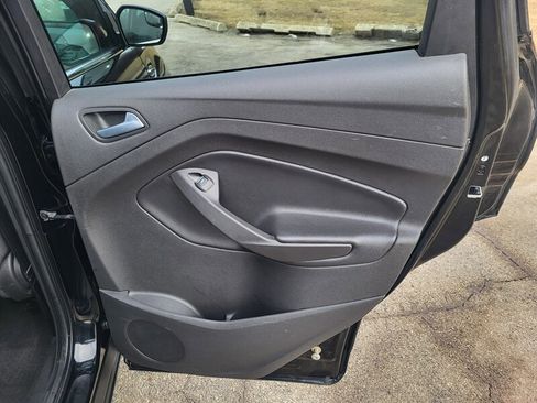 Used 2017 Ford Escape SE w/ SE Cold Weather Package image 26