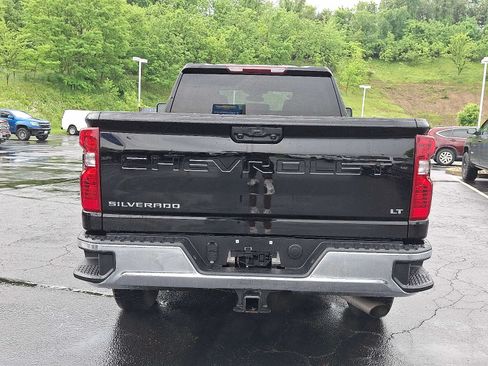 Used 2025 Chevrolet Silverado 2500 LT w/ Convenience Package AWD/4WD image 5