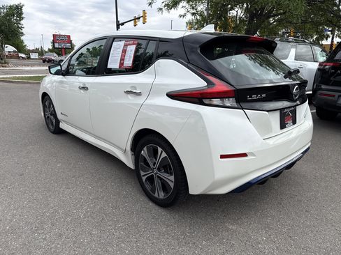 Used 2019 Nissan Leaf SV FWD image 6