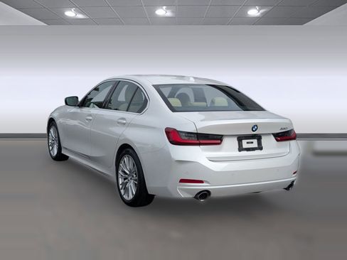 Certified 2024 BMW 330i 330i w/ Premium Package image 3