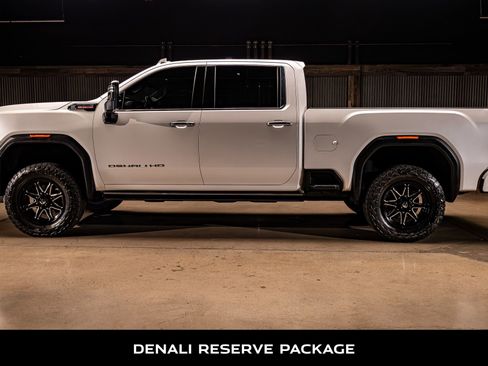 Used 2024 GMC Sierra 2500 Denali w/ Denali Reserve Package image 5