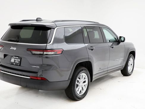 Used 2025 Jeep Grand Cherokee L Laredo AWD/4WD image 8