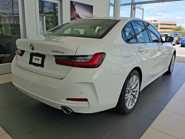 Certified 2023 BMW 330e xDrive w/ Premium Package AWD/4WD image 6