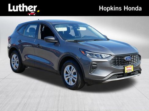 Used 2023 Ford Escape AWD image 1
