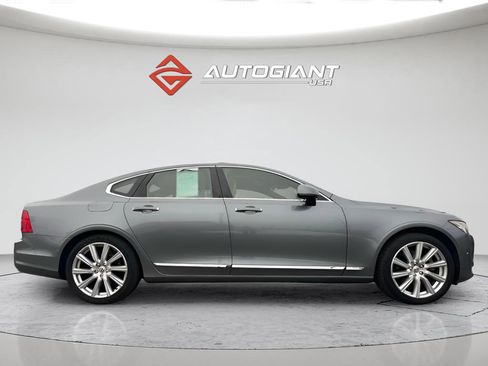 Used 2017 Volvo S90 T5 Inscription w/ Vision Package image 9