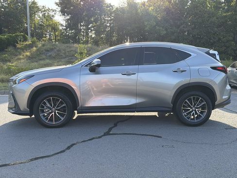 Used 2024 Lexus NX 250 FWD w/ Towing Package (2000 Lbs) image 2