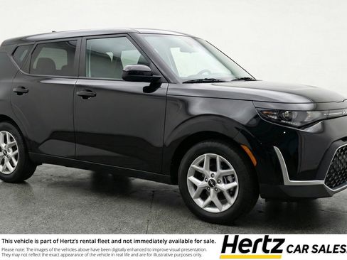 Used 2025 Kia Soul LX w/ LX Technology Package image 1