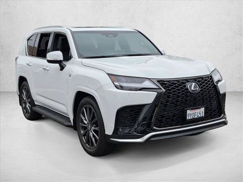 Used 2026 Lexus LX 600 F Sport AWD/4WD image 3