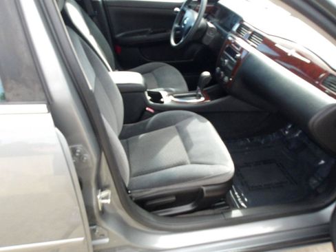 Used 2008 Chevrolet Impala LS FWD image 10