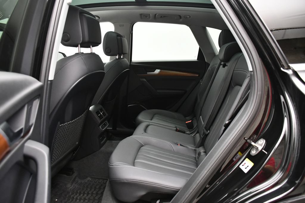 Certified 2023 Audi Q5 2.0T Premium w/ Convenience Package AWD/4WD image 44