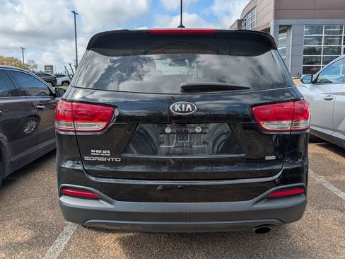 Used 2018 Kia Sorento L image 5