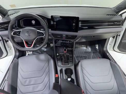 Used 2025 Volkswagen Jetta GLI Autobahn image 16