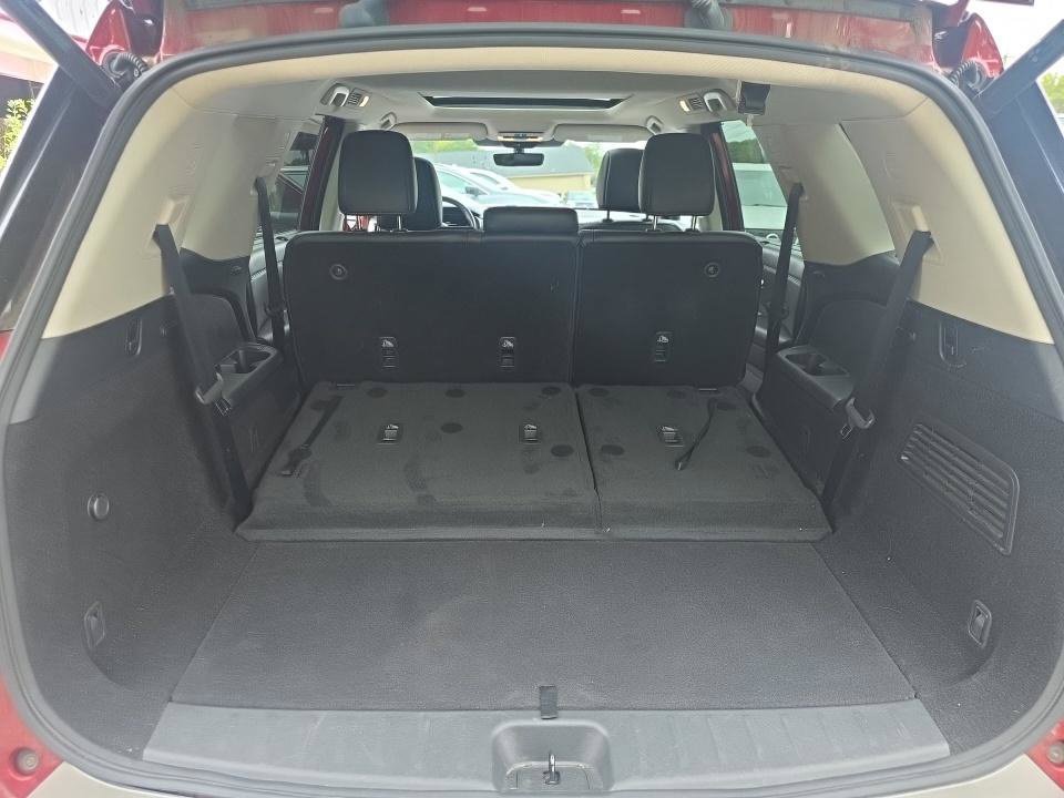 Certified 2023 Nissan Pathfinder Platinum w/ Cargo Package AWD/4WD image 14