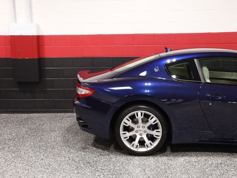 Used 2014 Maserati GranTurismo Sport RWD image 5