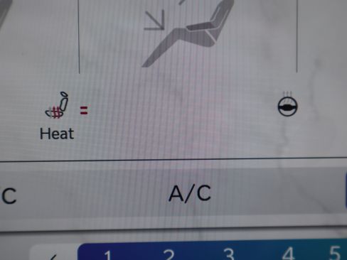 Used 2025 Jeep Wrangler Sahara w/ Safety Group image 22