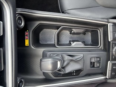 Used 2025 Toyota Grand Highlander FWD image 43