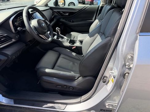 Certified 2025 Subaru Outback Limited AWD/4WD image 7