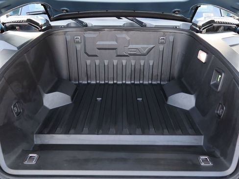 Used 2024 GMC Hummer EV 3X w/ Omega Edition image 32