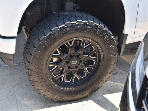 Used 2021 Chevrolet Silverado 1500 RST w/ Texas Edition Plus AWD/4WD image 10