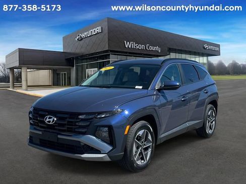 Certified 2025 Hyundai Tucson SEL AWD/4WD image 1