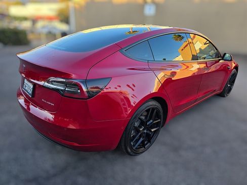 Used 2022 Tesla Model 3 Long Range AWD/4WD image 9