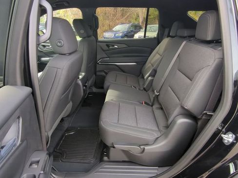 New 2026 Chevrolet Traverse LT image 38