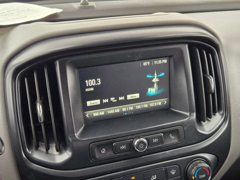 Used 2018 Chevrolet Colorado W/T image 15