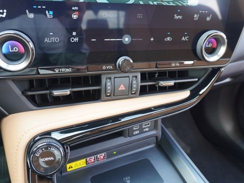 Certified 2023 Lexus NX 250 FWD image 19