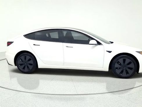 Used 2025 Tesla Model 3 RWD image 10