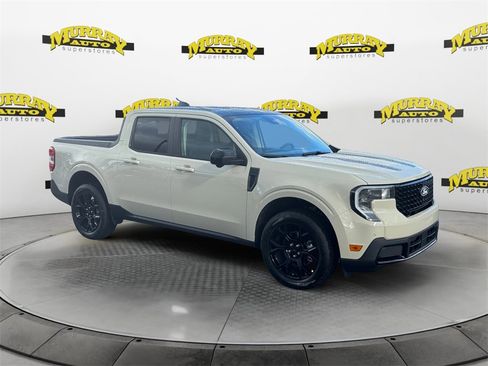 New 2025 Ford Maverick Lariat w/ Black Appearance Package image 7