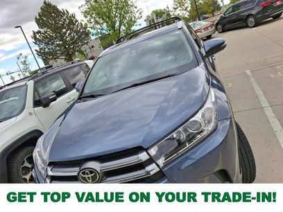 Used 2017 Toyota Highlander Limited w/ Carpet Mat Package