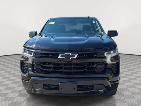 Used 2023 Chevrolet Silverado 1500 RST AWD/4WD image 2