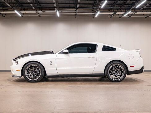 Used 2011 Ford Mustang Shelby GT500 w/ SVT Performance Pkg RWD image 23