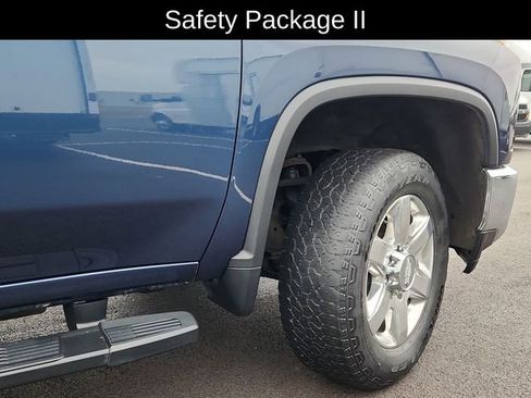 Used 2020 Chevrolet Silverado 2500 LTZ w/ LTZ Premium Package image 17