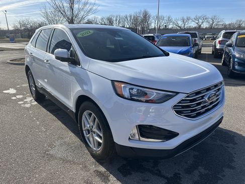 Used 2022 Ford Edge SEL w/ Convenience Package image 2