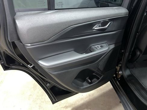 New 2025 Jeep Grand Cherokee Laredo X w/ Luxury Tech Group I image 12