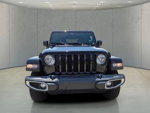 Used 2023 Jeep Gladiator Sport AWD/4WD image 11