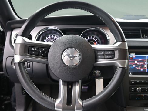 Used 2013 Ford Mustang GT Premium w/ Electronics Pkg image 19