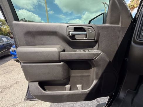 Used 2022 Chevrolet Silverado 1500 Custom AWD/4WD image 20