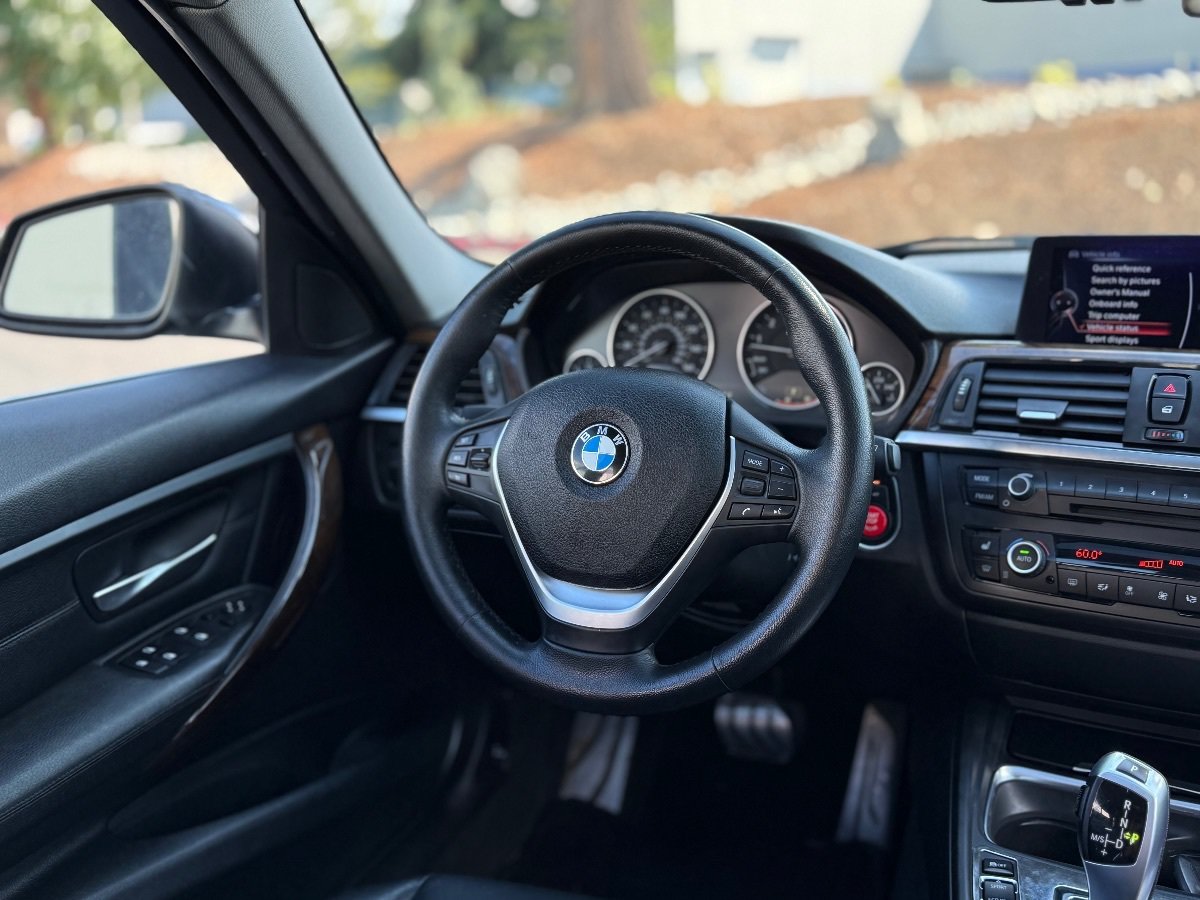 Used 2015 BMW 335i xDrive Sedan AWD/4WD image 14