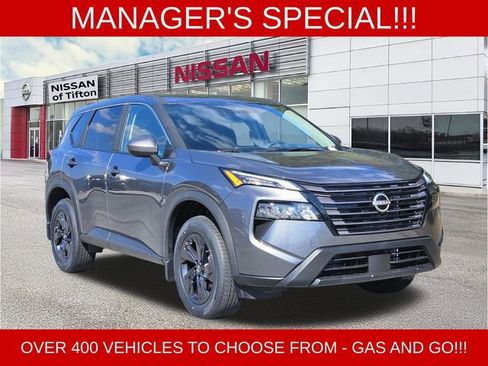 New 2026 Nissan Rogue SV FWD image 1