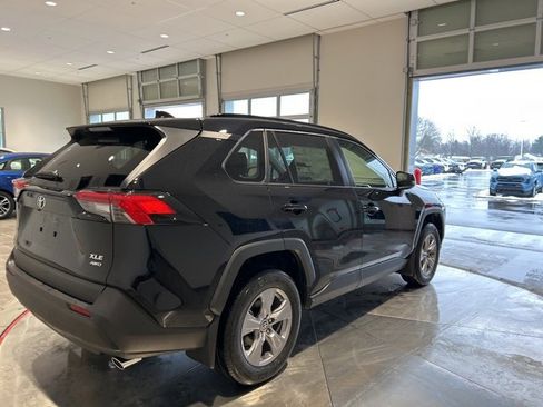New 2025 Toyota RAV4 XLE image 7