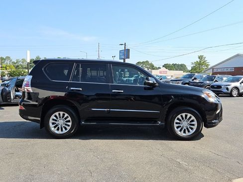 Used 2015 Lexus GX 460 w/ Premium Package AWD/4WD image 8