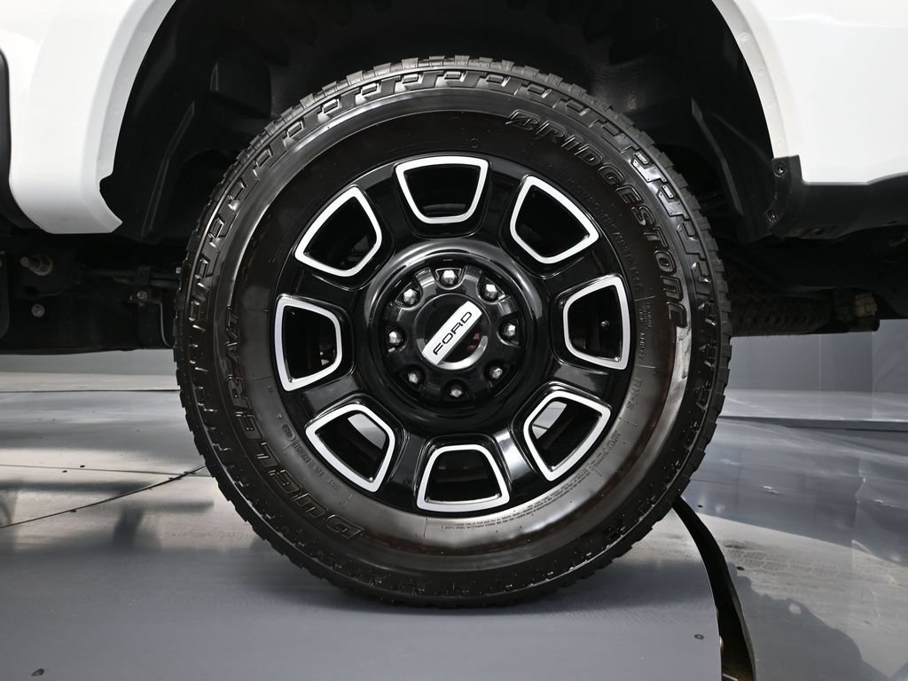 Used 2025 Ford F250 Platinum AWD/4WD image 10
