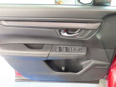 Used 2025 Honda CR-V LX image 14