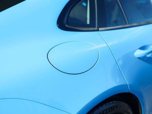 New 2025 Porsche Panamera 4 image 15