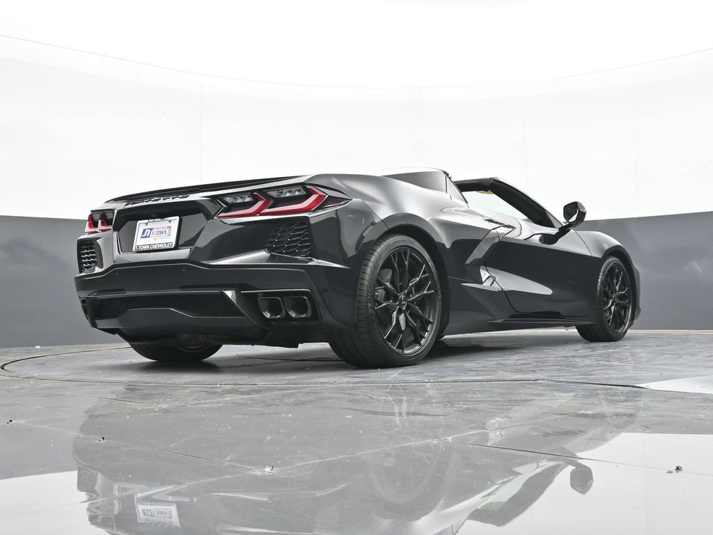 Used 2023 Chevrolet Corvette Stingray Premium Conv w/ Battery Protection Package RWD image 37