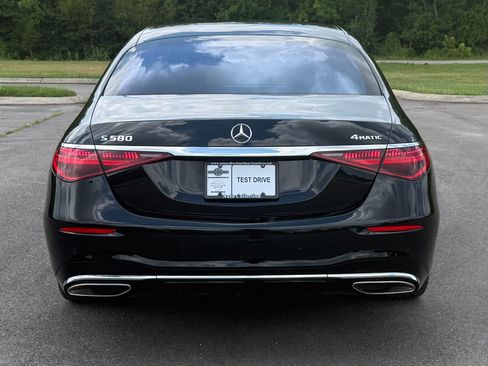 Used 2023 Mercedes-Benz S 580 4MATIC Sedan image 5