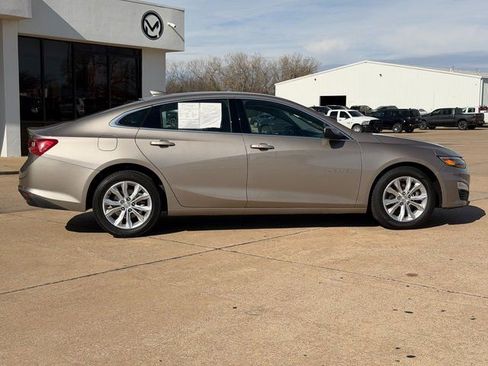 Used 2024 Chevrolet Malibu LT image 18